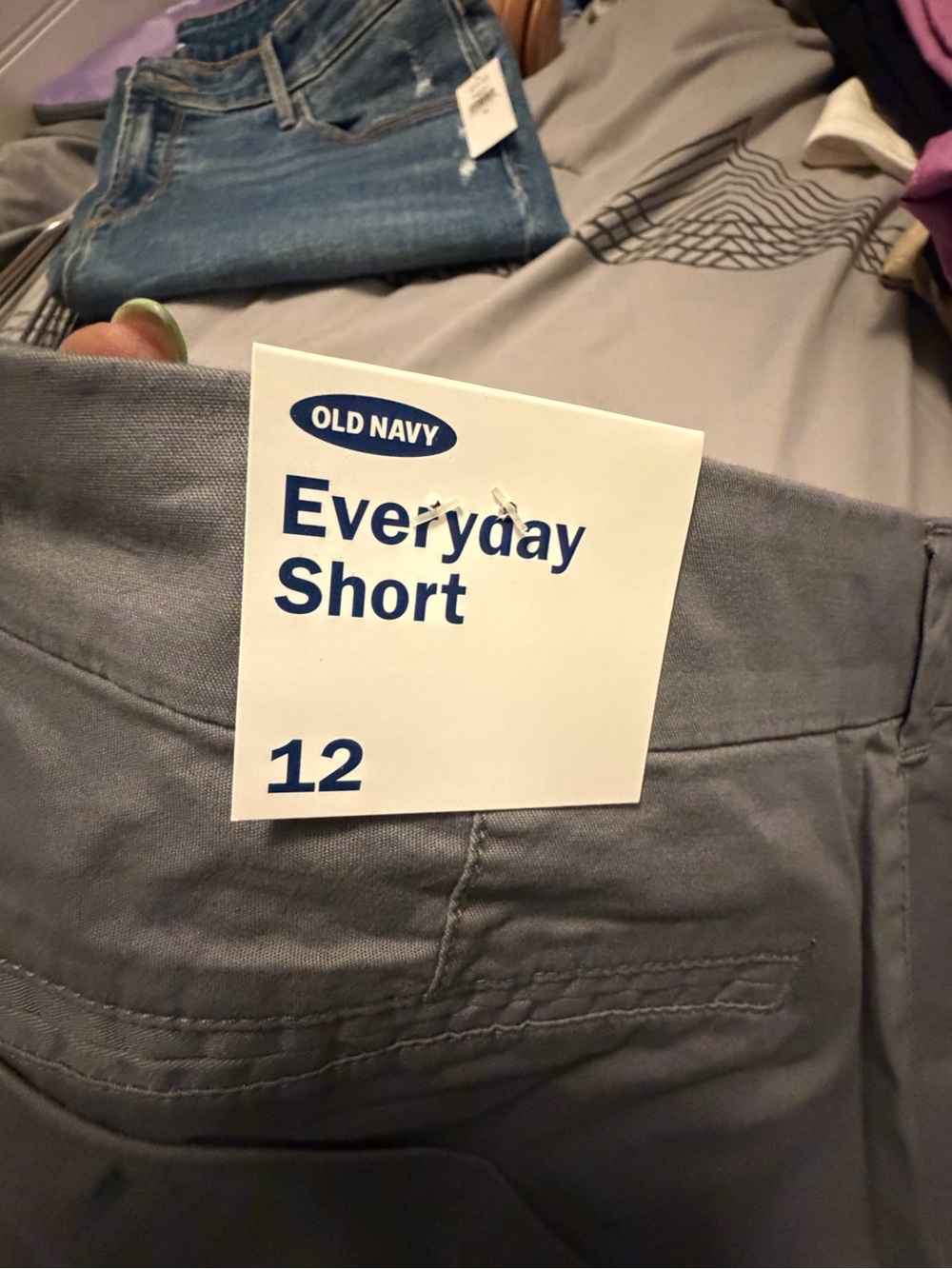 (4) PAIR - Old Navy Women’s Pink 7" Bermuda Shorts - Picture 6 of 6